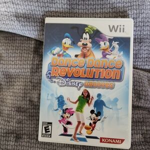 Dance Dance Revolution Disney Grooves for Wii - White